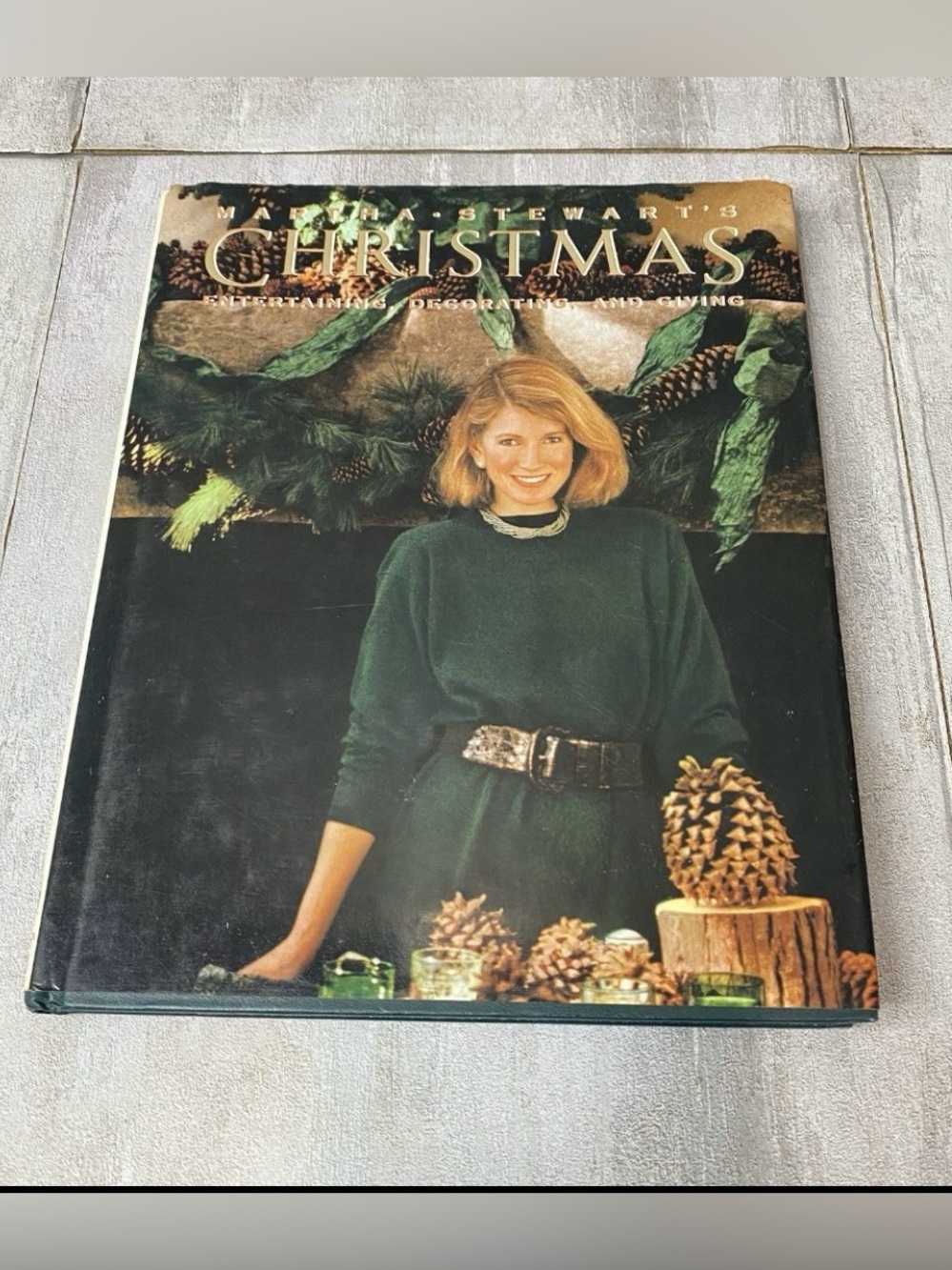 Martha Stewart's Christmas Entertaining Decorating and Giving 1989 1st Edition